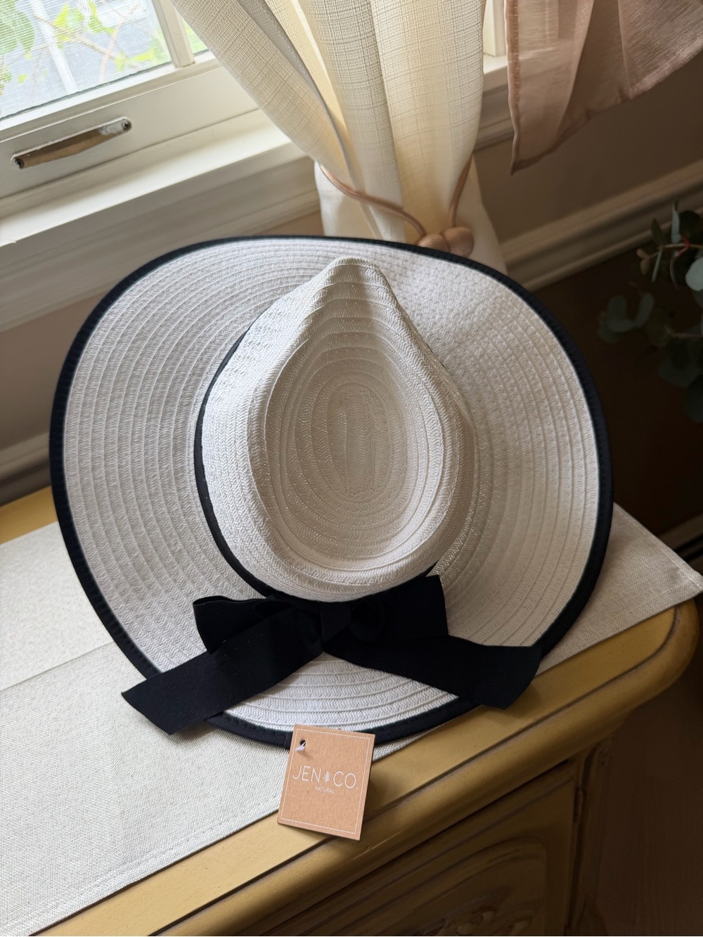Classic White Straw Sun Hat with Black Ribbon - Picture 5 of 6